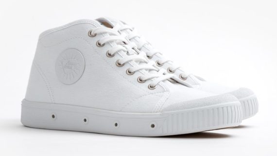 كوتشي كانفس سبرينج كورت B2